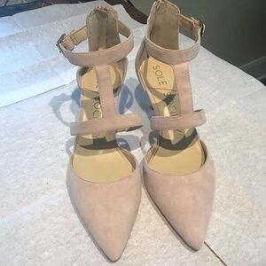 Sole Society Women's Suede Shoes Size 7, small heel, light pink, straps,
